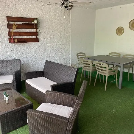 Üdülőpark Casas Adosadas Lambda