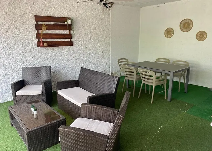 Üdülőpark Casas Adosadas Lambda